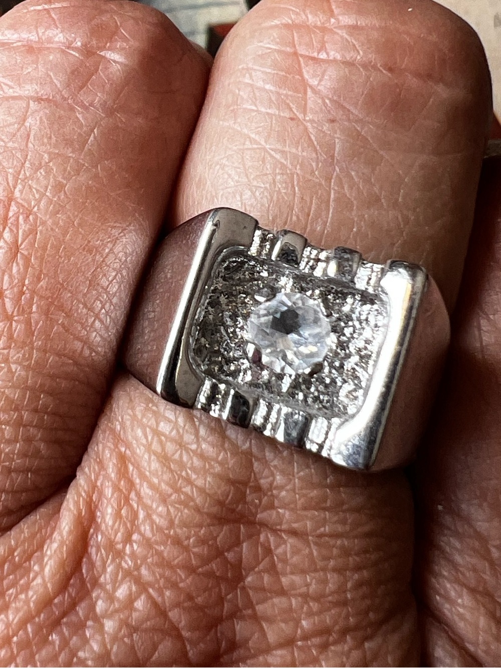 Mens Ring Size 8.5 Retro CZ Signet Ring #858